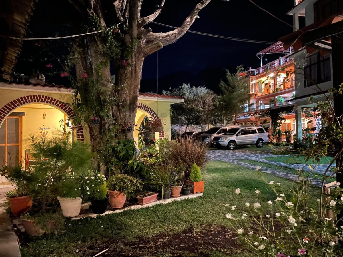 Villas Jabel Tinamit Панахачель Экстерьер фото